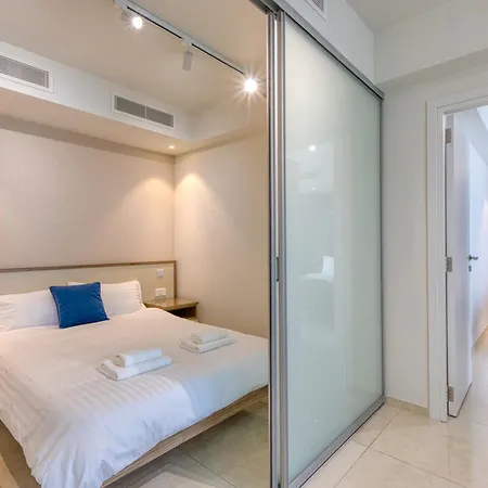 Luxury Concierge At Mercury Suites, Mercury Towers By 360 Estates *