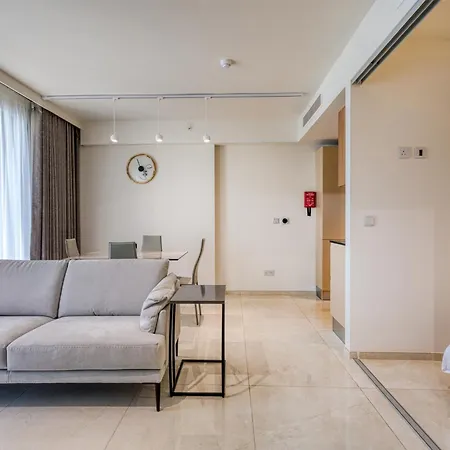 Luxury Concierge At Mercury Suites, Mercury Towers By 360 Estates Apartment