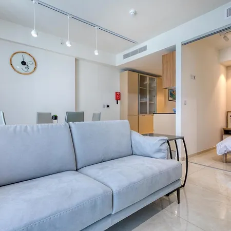 Luxury Concierge At Mercury Suites, Mercury Towers By 360 Estates *