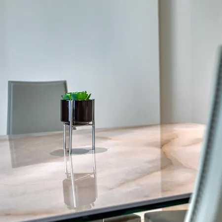 Apartment Luxury Concierge At Mercury Suites, Mercury Towers By 360 Estates