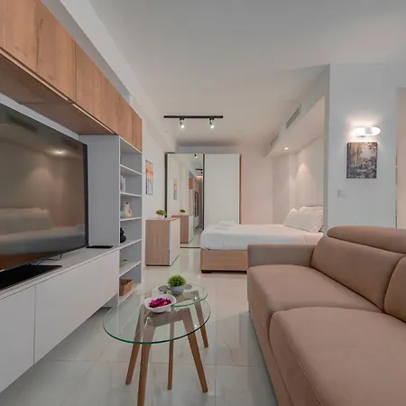Apartment Luxury Concierge At Mercury Suites, Mercury Towers By 360 Estates Saint Julian's