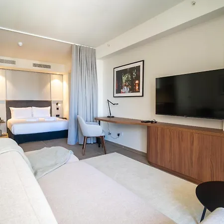 Luxury Concierge At Mercury Suites, Mercury Towers By 360 Estates Apartment